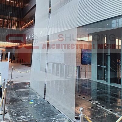 Προσαρμόσιμο μέγεθος ανοίγματος Ανθεκτικό στη διάβρωση χειροποίητο αρχιτεκτονικό πλέγμα από ανοξείδωτο χάλυβα για πρόσοψη και εσωτερικά