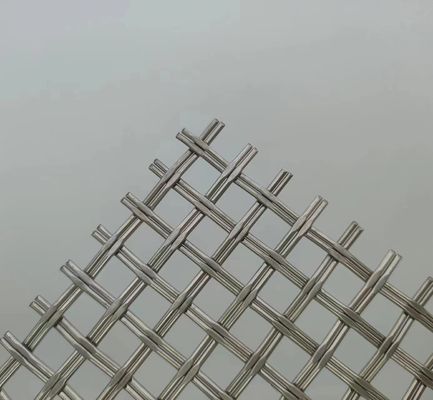 Ασημένιο 1.2mm Αρχιτεκτονικό πλεγμένο σύρμα πλέγμα Υψηλότερη λύση φράχτης ασφαλείας
