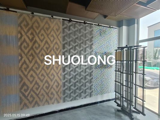 Προσαρμοσμένη Αλουμινίου Αλυσίδα Fly Screen με Σιδηροδρόμους και Άλλα Εφοδιαστικά